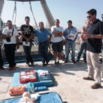 Pescadores de Sanlúcar reciben formación en prevención de riesgos laborales, sanidad y seguridad marítimas.