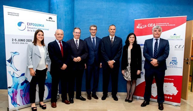 Encuentros Expoquimia celebra en CEA una jornada sobre “Andalucía, industria y futuro” sobre el sector químico